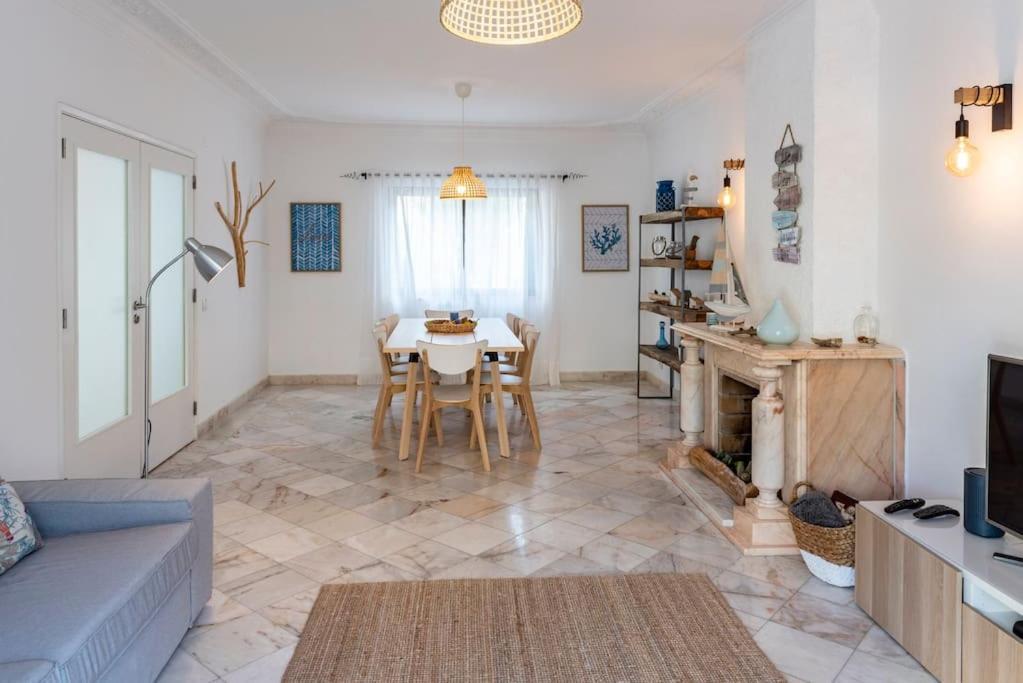 Vita Portucale ! Nook Beach Apartments Costa da Caparica Dış mekan fotoğraf