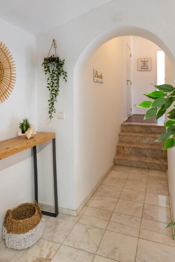 Vita Portucale ! Nook Beach Apartments Costa da Caparica Dış mekan fotoğraf